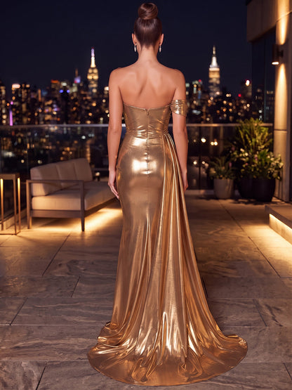 Robe de soirée coupe trompette/sirène, asymétrique, sans manches, tissu métallisé, longueur au sol, avec plis