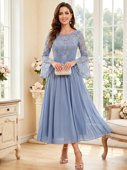 Ligne A/Princesse Scoop Manches Longues Longueur Thé Robes Mère de la Mariée avec Appliqué & Ruchée