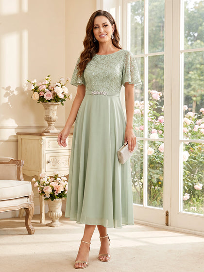 Ligne A/Princesse Scoop Manches Courtes Longueur Thé Robes Mère de la Mariée avec Dentelle & Plis