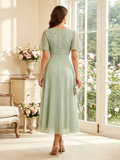 Ligne A/Princesse Scoop Manches Courtes Longueur Thé Robes Mère de la Mariée avec Dentelle & Plis