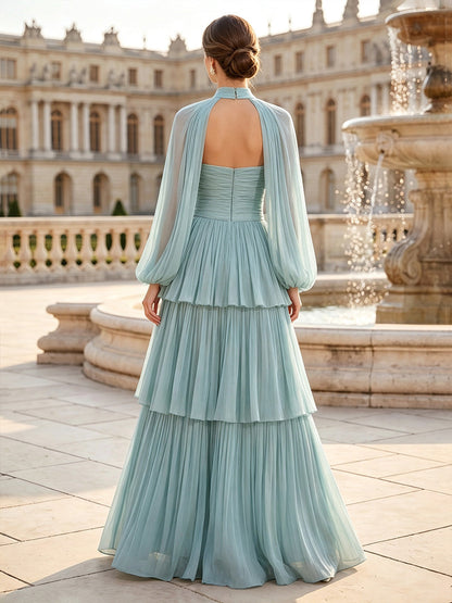 Robe de mère de la mariée coupe trapèze/princesse, col montant, manches longues, longueur au sol, avec volants et plis