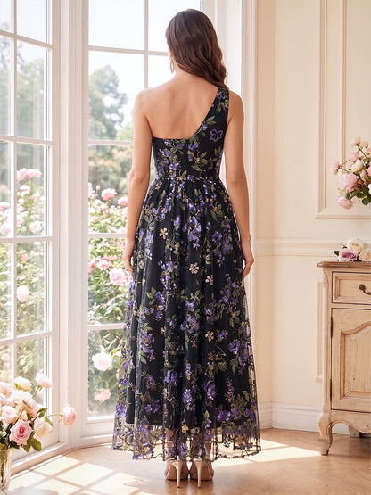 Robe de mère de la mariée coupe trapèze/princesse, asymétrique (une épaule), sans manches, longueur cheville, avec fleur et dentelle