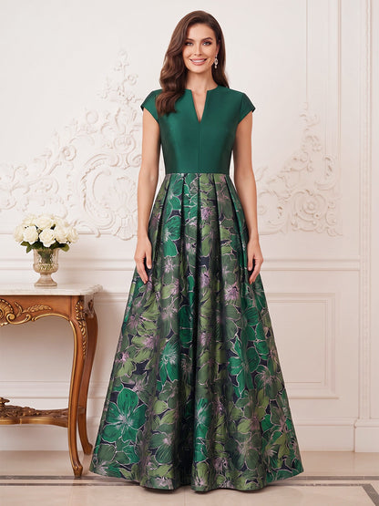 Robe de mère de la mariée trapèze/princesse, col en V, manches courtes, en satin, longueur au sol, avec imprimé floral