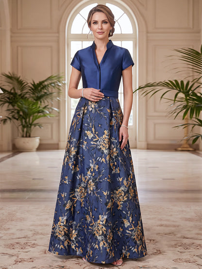 Robe de mère de la mariée trapèze/princesse, col en V, manches courtes, en satin, longueur au sol, avec imprimé floral
