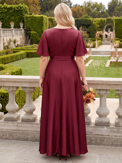 Robes de demoiselle d'honneur grande taille en satin, coupe trapèze/princesse, col en V, manches courtes, longueur au sol, avec ceinture