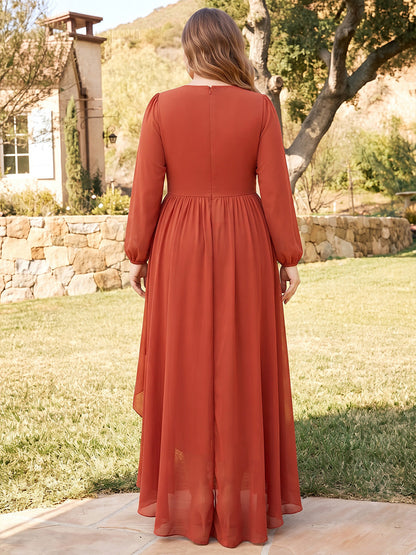 Robes de demoiselle d'honneur grande taille en mousseline, coupe trapèze/princesse, col en V, manches longues, asymétriques, avec volants