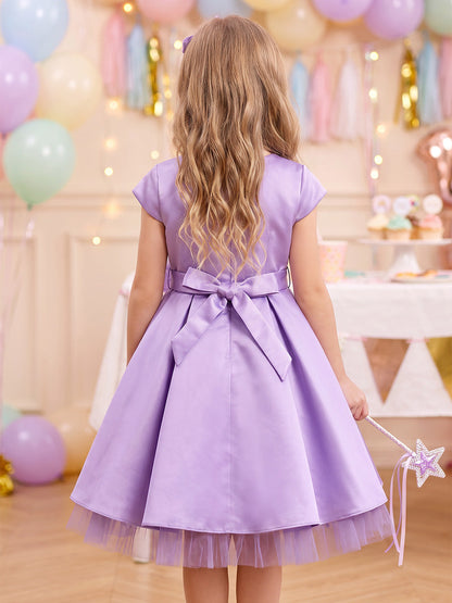 Robes de demoiselle d'honneur enfant en satin, coupe trapèze/princesse, encolure ronde, manches courtes, longueur genou, avec nœud