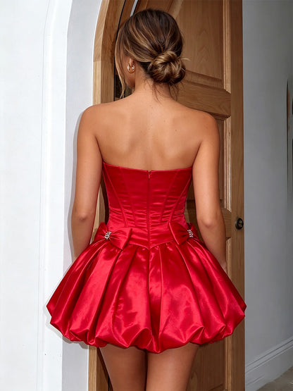 Robe de Fête Courte/Mini Coupe A-Line/Princesse, Sans Bretelles et Sans Manches avec Strass & Nœud