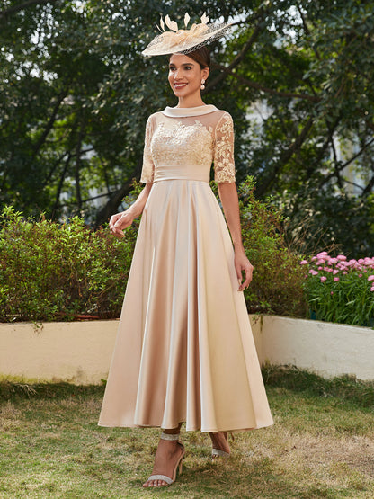 Robe de Soirée Longue à Manches Mi-Longues et Décolleté En V/Princesse avec Appliques