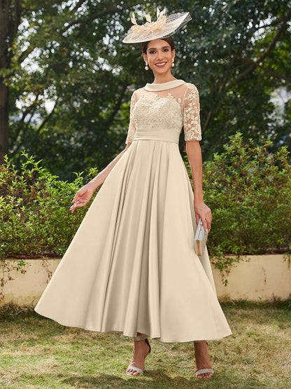 Robe de Soirée Longue à Manches Mi-Longues et Décolleté En V/Princesse avec Appliques