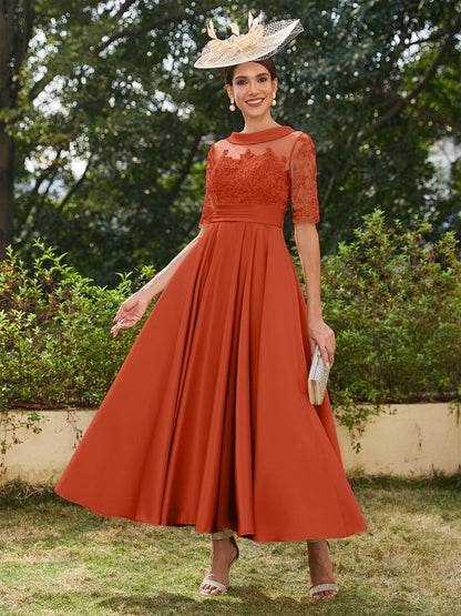 Robe de Soirée Longue à Manches Mi-Longues et Décolleté En V/Princesse avec Appliques