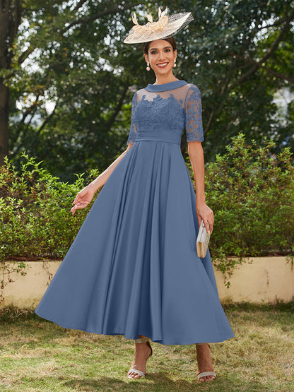 Robe de Soirée Longue à Manches Mi-Longues et Décolleté En V/Princesse avec Appliques