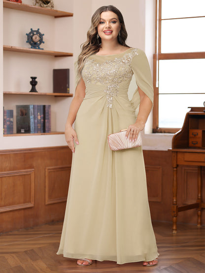 Robe de Mère de la Mariée Grande Taille, Coupe Trapèze/Princesse, Décolleté Illusion, Froncée avec Cape