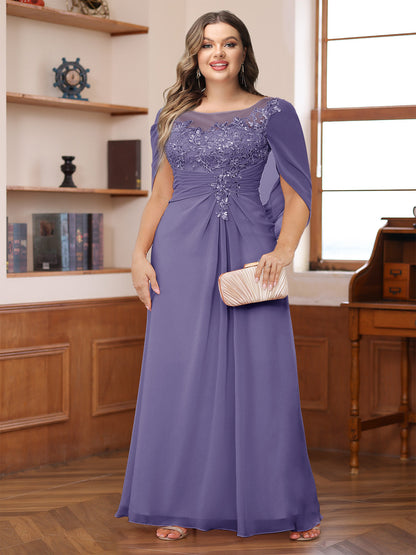 Robe de Mère de la Mariée Grande Taille, Coupe Trapèze/Princesse, Décolleté Illusion, Froncée avec Cape