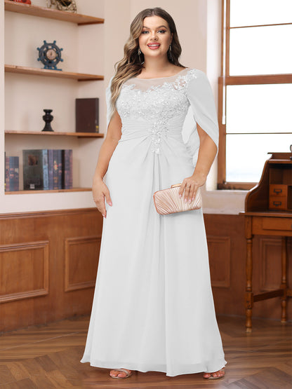 Robe de Mère de la Mariée Grande Taille, Coupe Trapèze/Princesse, Décolleté Illusion, Froncée avec Cape