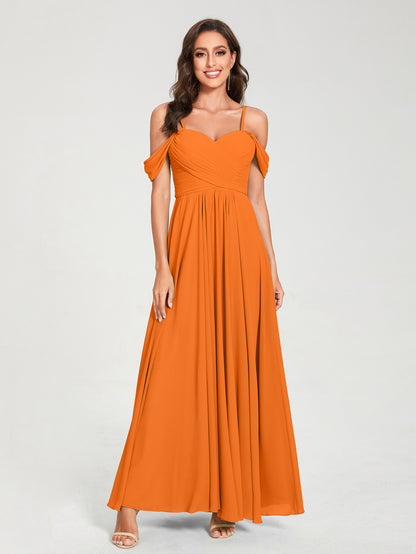 Forme Princesse Mousseline de soie Bretelles spaghetti Manches courtes Longueur ras du sol avec Plissé Robes de demoiselle d'honneur