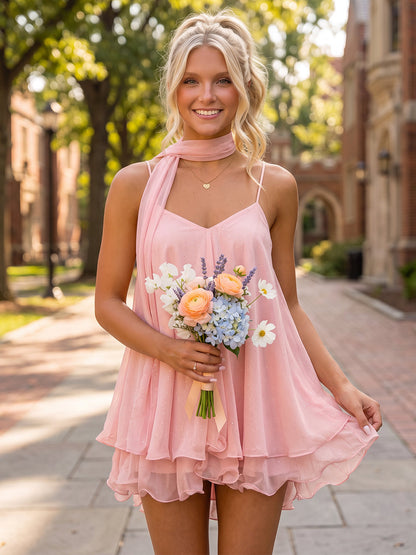 Mini-robe de soirée coupe trapèze/princesse, bretelles fines sans manches, en organza avec volants et étole