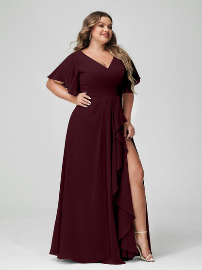 Forme Princesse Col en V Demi manches Mousseline de soie Volants Grande taille Robes de demoiselle d'honneur avec Côté fendu