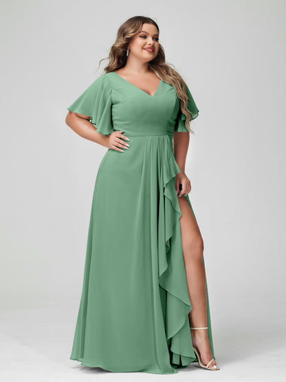 Forme Princesse Col en V Demi manches Mousseline de soie Volants Grande taille Robes de demoiselle d'honneur avec Côté fendu