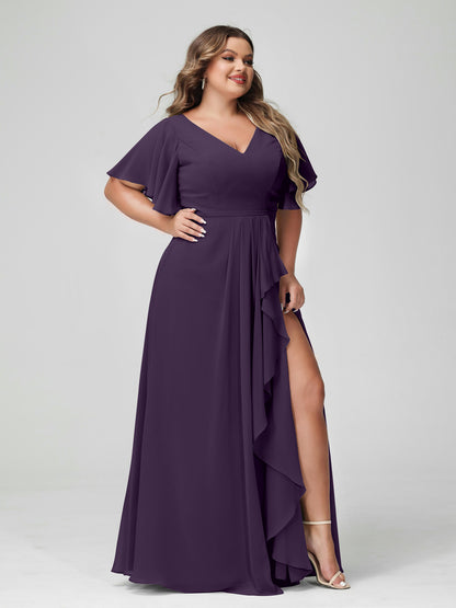 Forme Princesse Col en V Demi manches Mousseline de soie Volants Grande taille Robes de demoiselle d'honneur avec Côté fendu