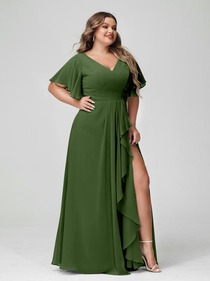 Forme Princesse Col en V Demi manches Mousseline de soie Volants Grande taille Robes de demoiselle d'honneur avec Côté fendu