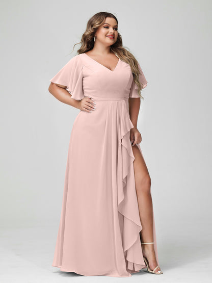 Forme Princesse Col en V Demi manches Mousseline de soie Volants Grande taille Robes de demoiselle d'honneur avec Côté fendu