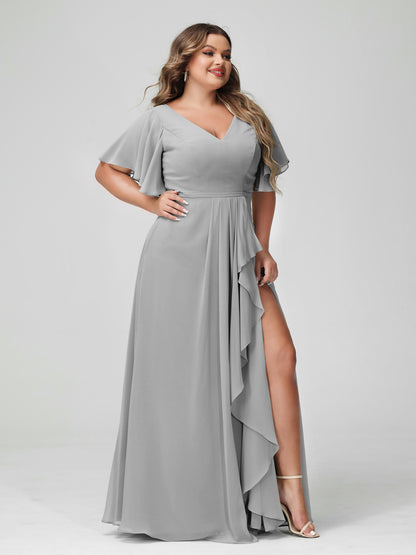 Forme Princesse Col en V Demi manches Mousseline de soie Volants Grande taille Robes de demoiselle d'honneur avec Côté fendu