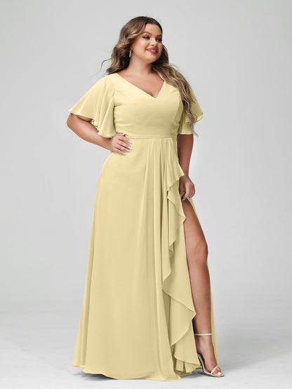 Forme Princesse Col en V Demi manches Mousseline de soie Volants Grande taille Robes de demoiselle d'honneur avec Côté fendu