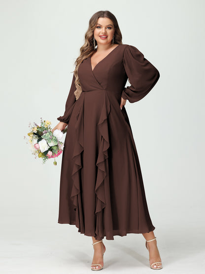 Forme Princesse Col V Manches Longues Mousseline de soie Longueur Thé Volants Grande taille Robes de demoiselle d'honneur avec Poches