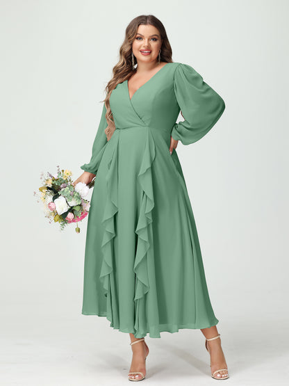 Forme Princesse Col V Manches Longues Mousseline de soie Longueur Thé Volants Grande taille Robes de demoiselle d'honneur avec Poches