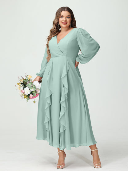 Forme Princesse Col V Manches Longues Mousseline de soie Longueur Thé Volants Grande taille Robes de demoiselle d'honneur avec Poches
