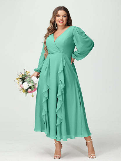 Forme Princesse Col V Manches Longues Mousseline de soie Longueur Thé Volants Grande taille Robes de demoiselle d'honneur avec Poches