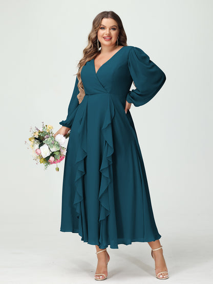 Forme Princesse Col V Manches Longues Mousseline de soie Longueur Thé Volants Grande taille Robes de demoiselle d'honneur avec Poches