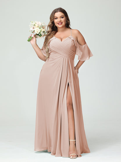 Forme Princesse Bretelles spaghetti Manches courtes Mousseline de soie Ruché Fendu sur le côté Grande taille Robes de demoiselle d'honneur avec poches