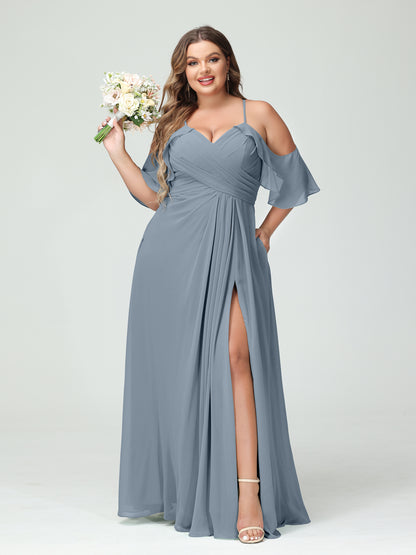 Forme Princesse Bretelles spaghetti Manches courtes Mousseline de soie Ruché Fendu sur le côté Grande taille Robes de demoiselle d'honneur avec poches