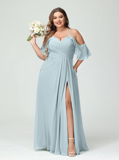 Forme Princesse Bretelles spaghetti Manches courtes Mousseline de soie Ruché Fendu sur le côté Grande taille Robes de demoiselle d'honneur avec poches