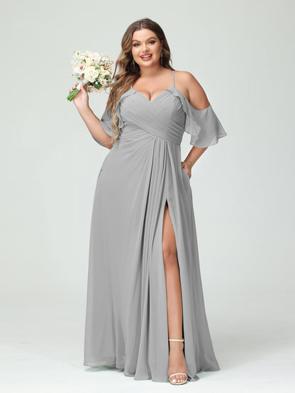 Forme Princesse Bretelles spaghetti Manches courtes Mousseline de soie Ruché Fendu sur le côté Grande taille Robes de demoiselle d'honneur avec poches