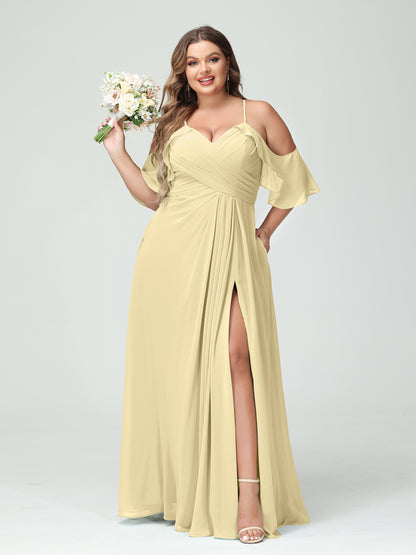 Forme Princesse Bretelles spaghetti Manches courtes Mousseline de soie Ruché Fendu sur le côté Grande taille Robes de demoiselle d'honneur avec poches