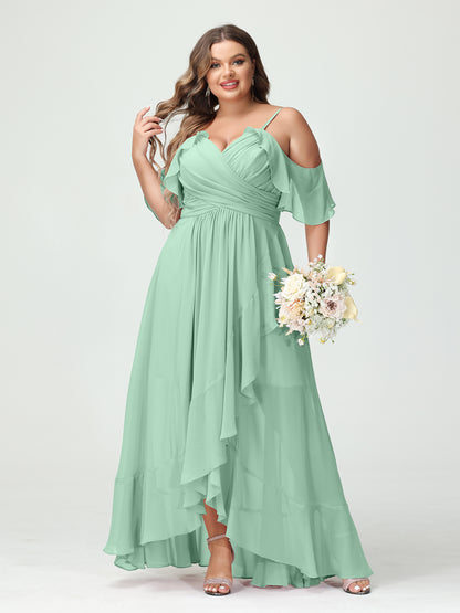 Forme Princesse Bretelles spaghetti Col en V Manches courtes Mousseline de soie Volants Asymétrique Grande taille Robes de demoiselle d'honneur