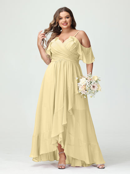 Forme Princesse Bretelles spaghetti Col en V Manches courtes Mousseline de soie Volants Asymétrique Grande taille Robes de demoiselle d'honneur