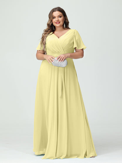 Forme Princesse Col en V Manches courtes Mousseline de soie Fendue sur le côté Grande taille Robes de demoiselle d'honneur avec poches Ceinture