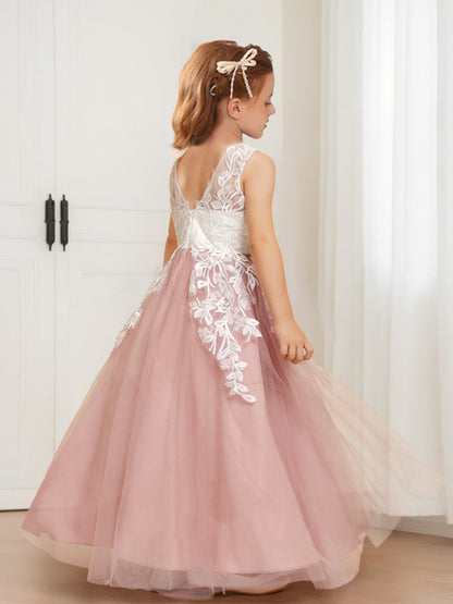 Robe de Demoiselled'Honneur Trapèze/Princesse en Tulle Sans Manches avec Décolleté Plongeant et Appliques