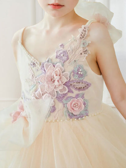Robe de Demoiselled'Honneur Trapèze/Princesse à Bretelles et Col en V en Tulle avec Broderie Florale