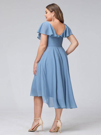 Robe de Demoiselled'Honneur Grande Taille Asymétrique en Mousseline, Col en V, Manches Courtes avec Poches