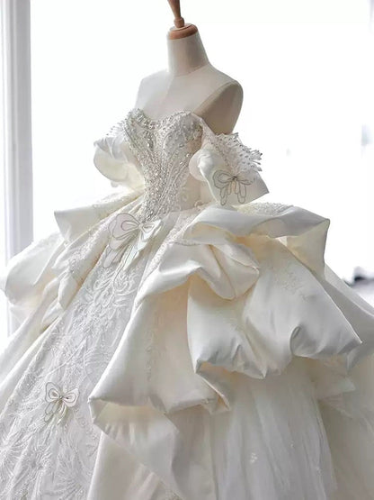 Robes de Mariée de Bal Décolleté Épaules Nues avec Appliques et Perles