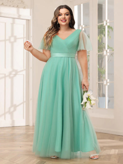 Robe de Demoiselled'Honneur Grande Taille, Coupe A-Line/Princesse, Longue en Tulle avec Manches