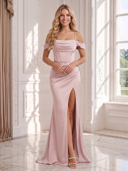 Robes de mariée fourreau/colonne, épaules dénudées, fines bretelles, fente latérale, longueur au sol