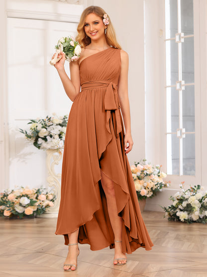 Forme Princesse Une épaule Longue Robes de soirée de mariage avec Ceintures