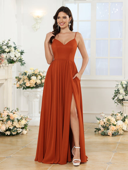 Robe de Mariée Longue à Bretelles Spaghetti et Coupe Princesse avec Fente Sur Le Côté
