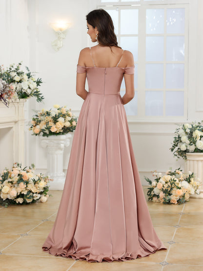 Robe de Mariée Longue à Épaules Dénudées et Coupe Princesse avec Fente Sur Le Côté